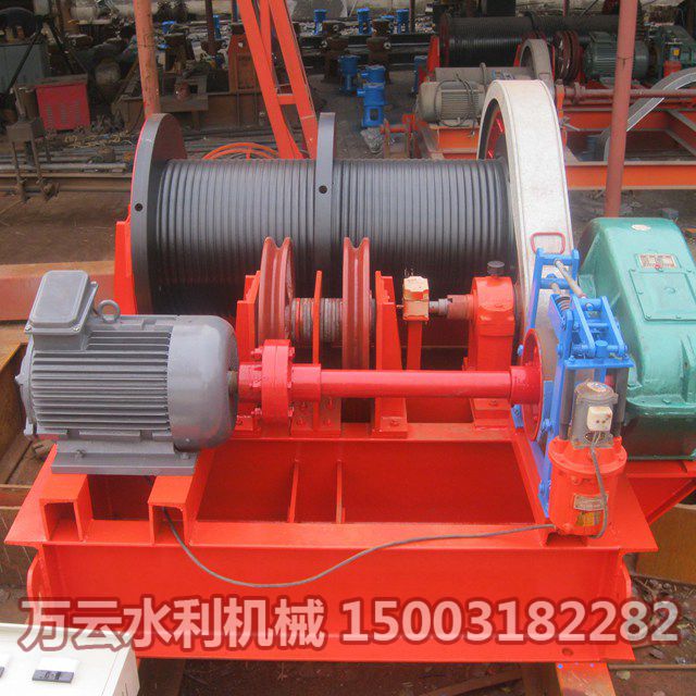 卷?yè)P(yáng)啟閉機(jī)